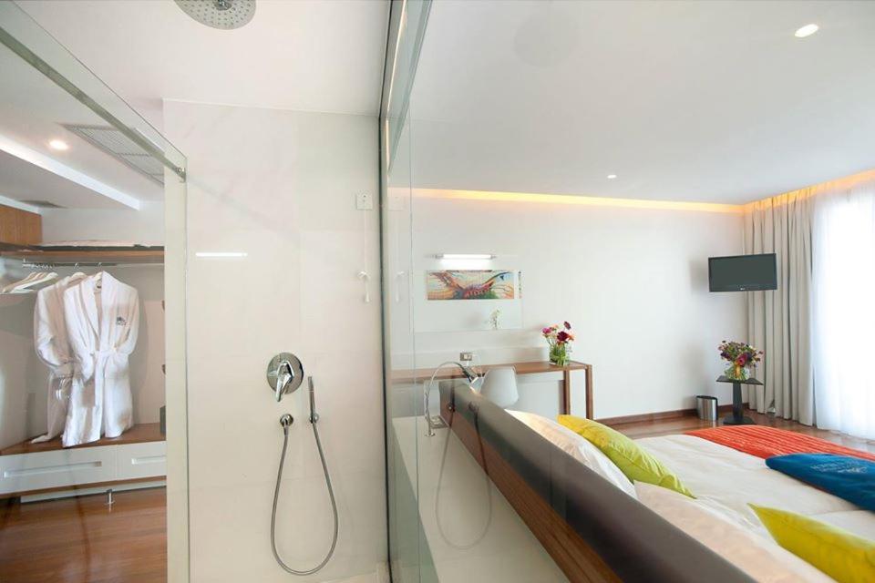 Buca Beachclub Resort (Adults Only) Messíni المظهر الخارجي الصورة